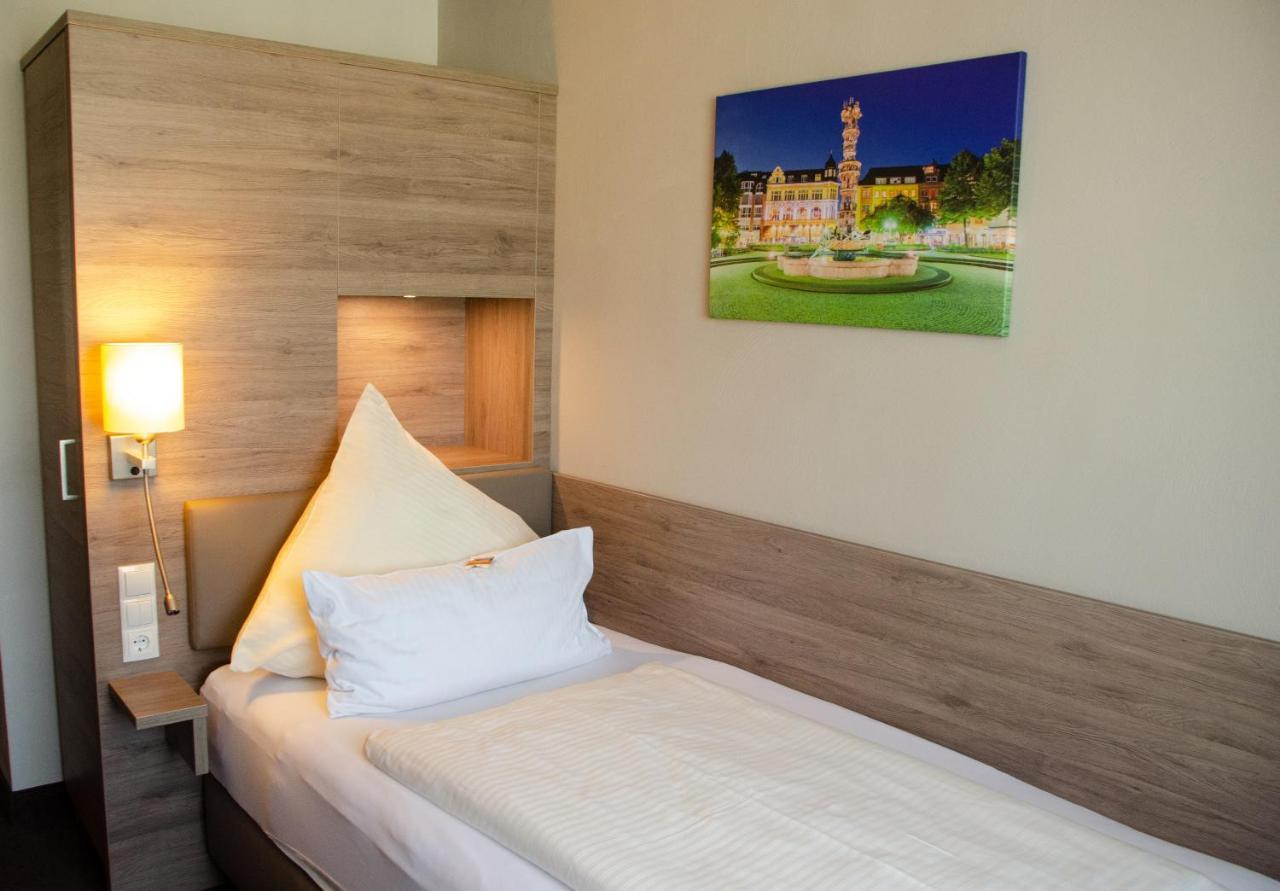 Morjan Hotel 3*